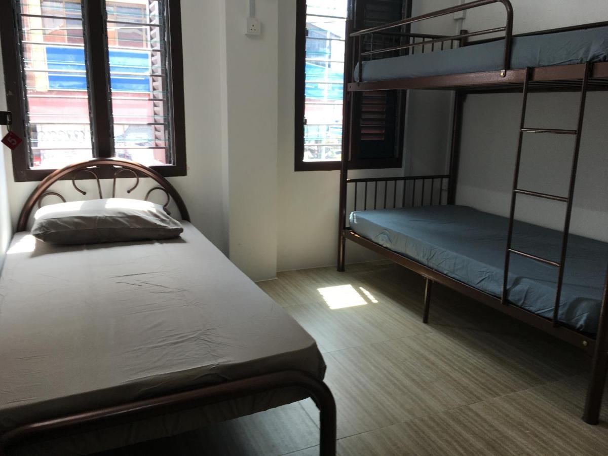 Homey Hostel, Town *